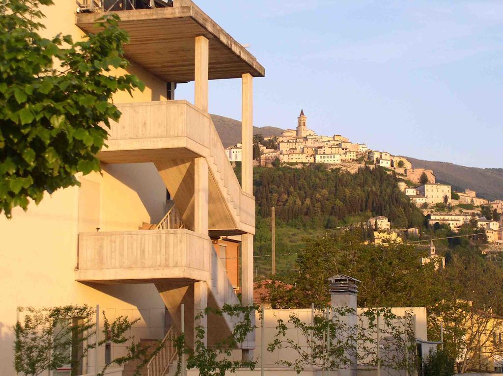 La Cerquetta Hotel Trevi Eksteriør billede